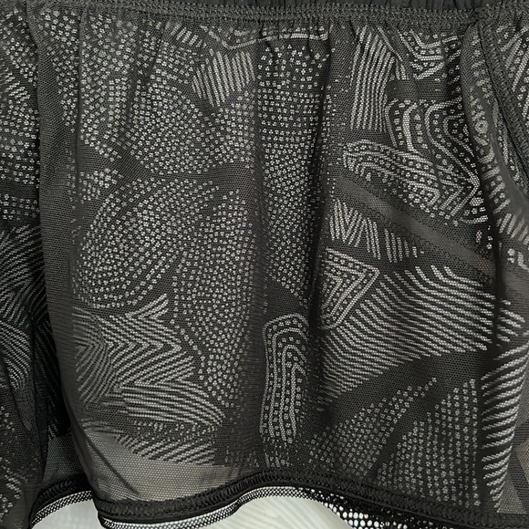 Lululemon City Sky Run By Short - Picture 2 of 6